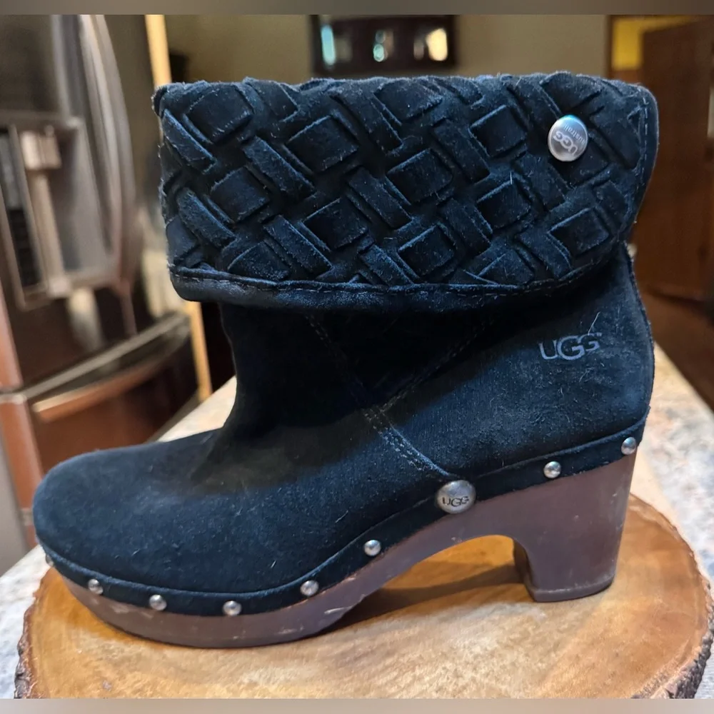 UGG Black Suede Leather Booties. Wooden heels. Size 7. GUC - Picture 1 of 13